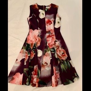 Calvin Klein size 6, NWOT🌸